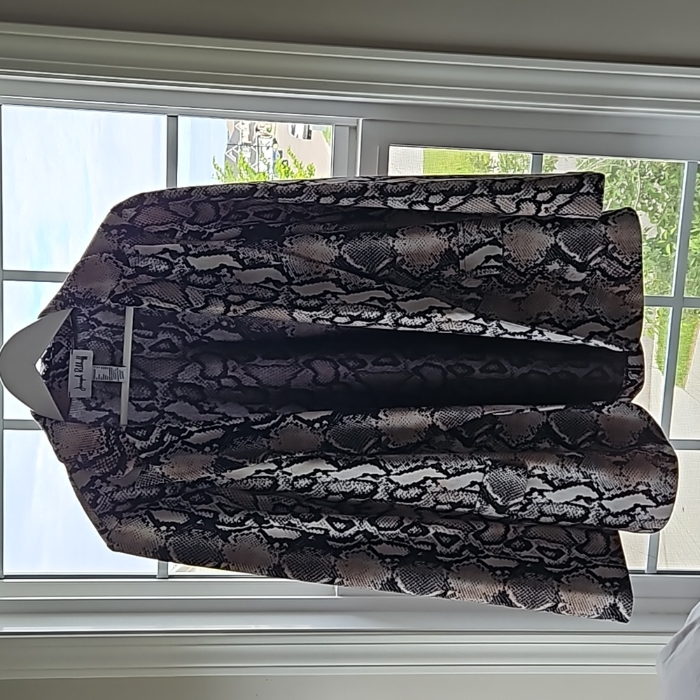 Snakeskin Joseph Ribkoff Blazer Gorgeous!